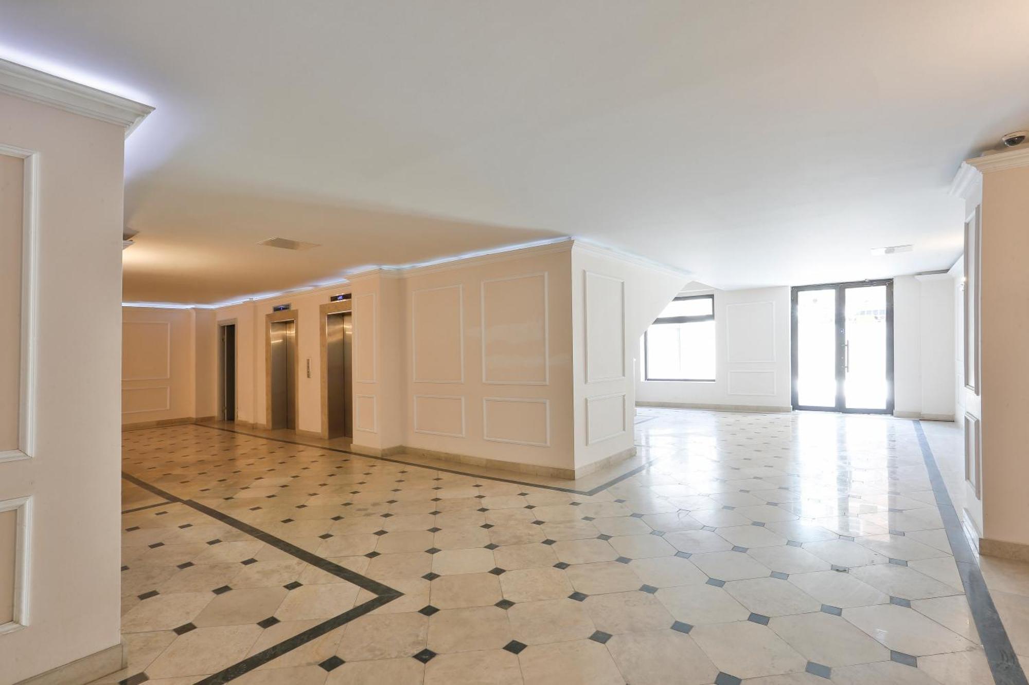 The Grand Apartment Lll Τυφλίδα Εξωτερικό φωτογραφία