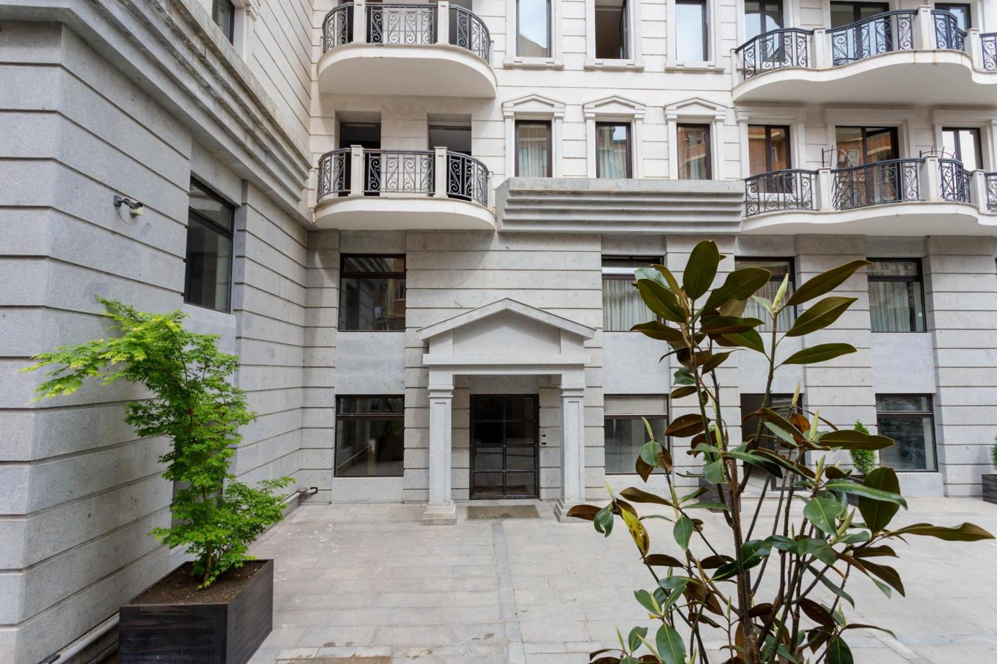 The Grand Apartment Lll Τυφλίδα Εξωτερικό φωτογραφία